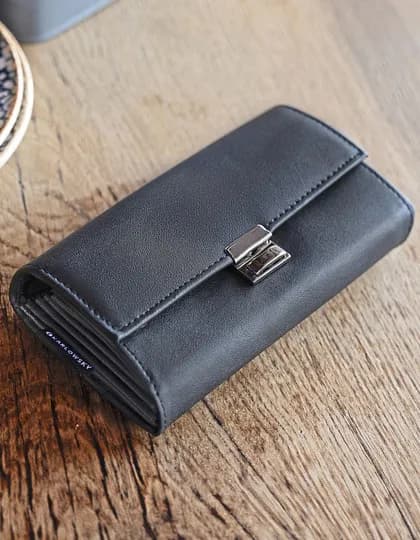 Waiter’s Wallet