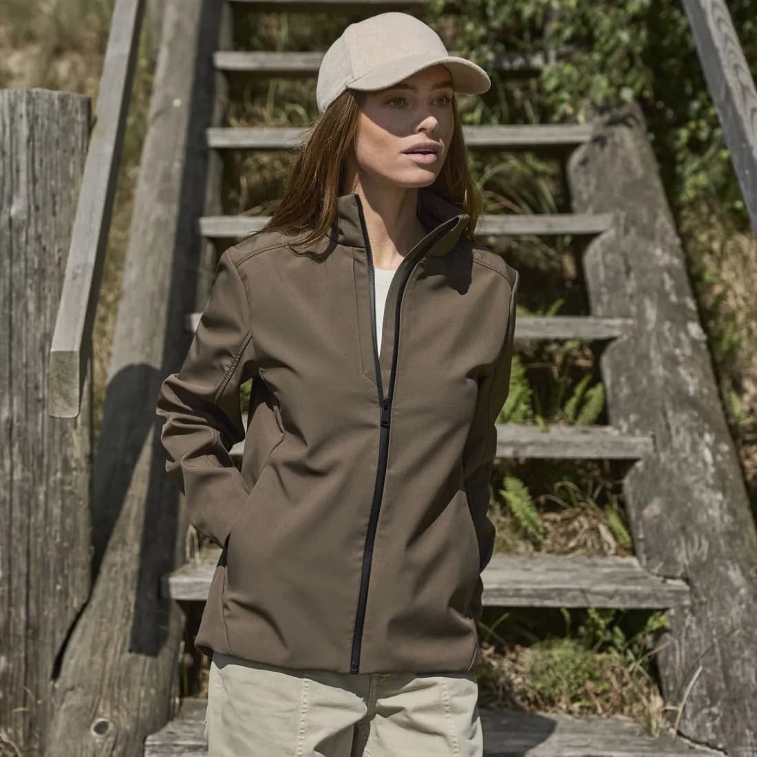 Women's Performance Softshell
