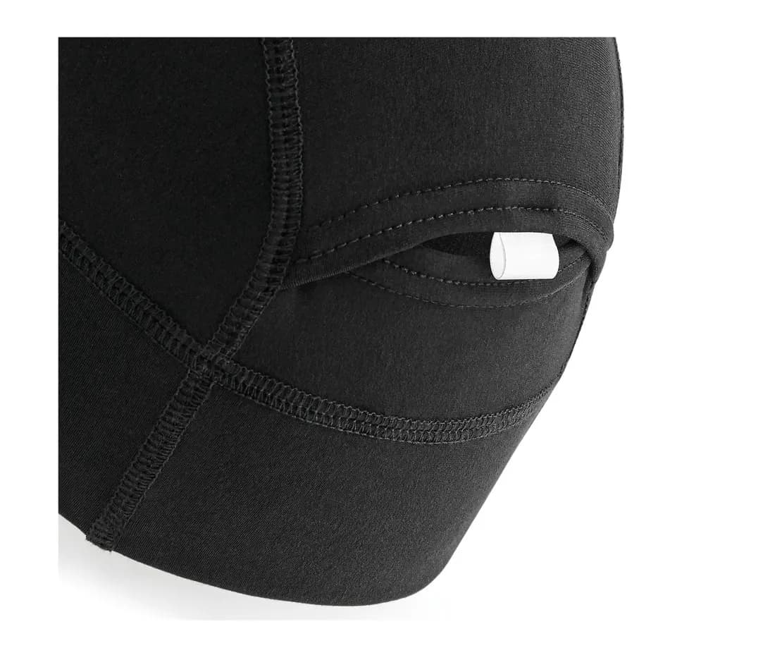 Softshell Sports Tech Beanie – Schwarz – Rückansicht
