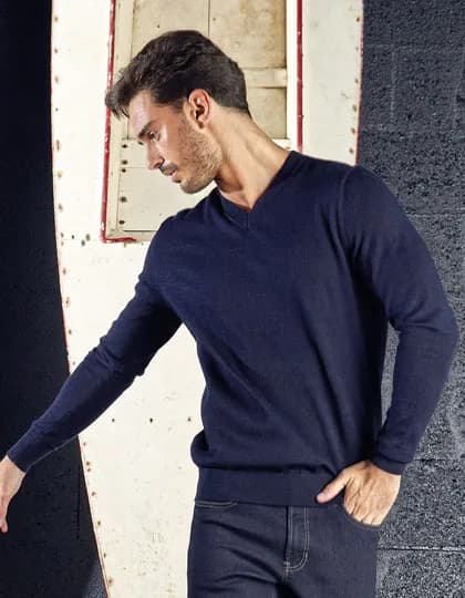 Men’s V-Neck Sweater Sullivan