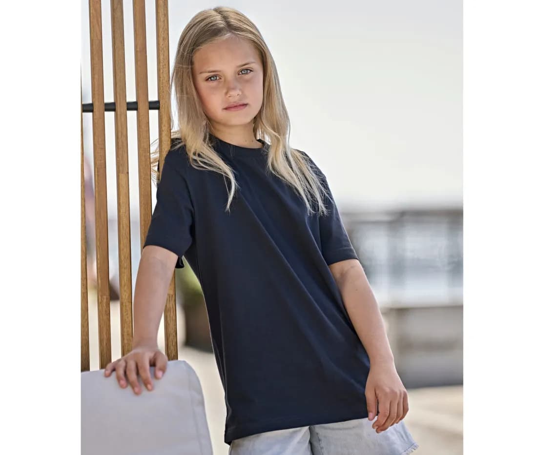 Unlabeled Tee Junior