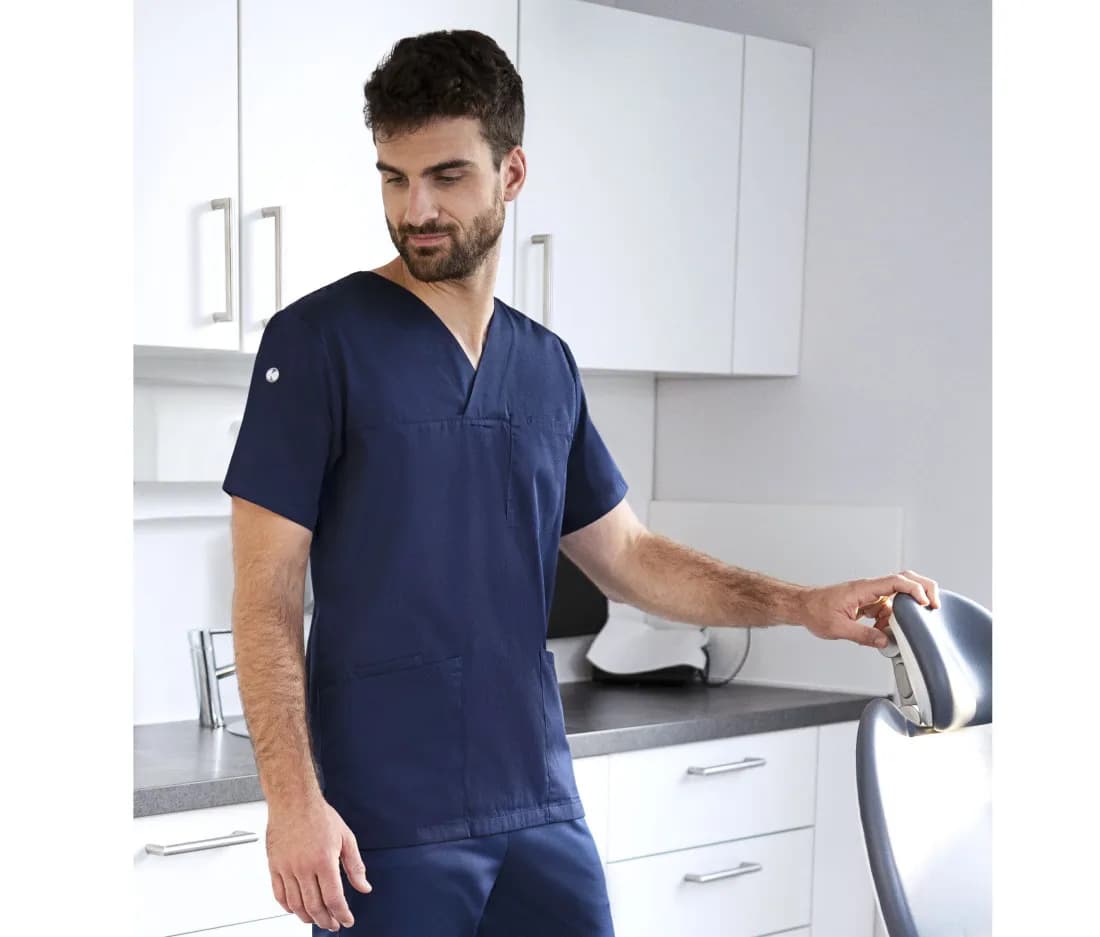 Short-Sleeve Men's Slip-On Tunic Essential
