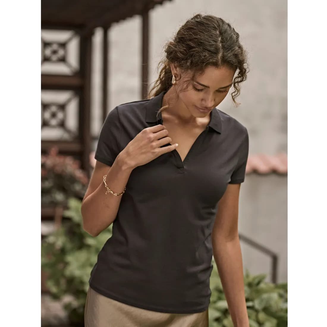 Womens Luxury Stretch V-Neck Polo