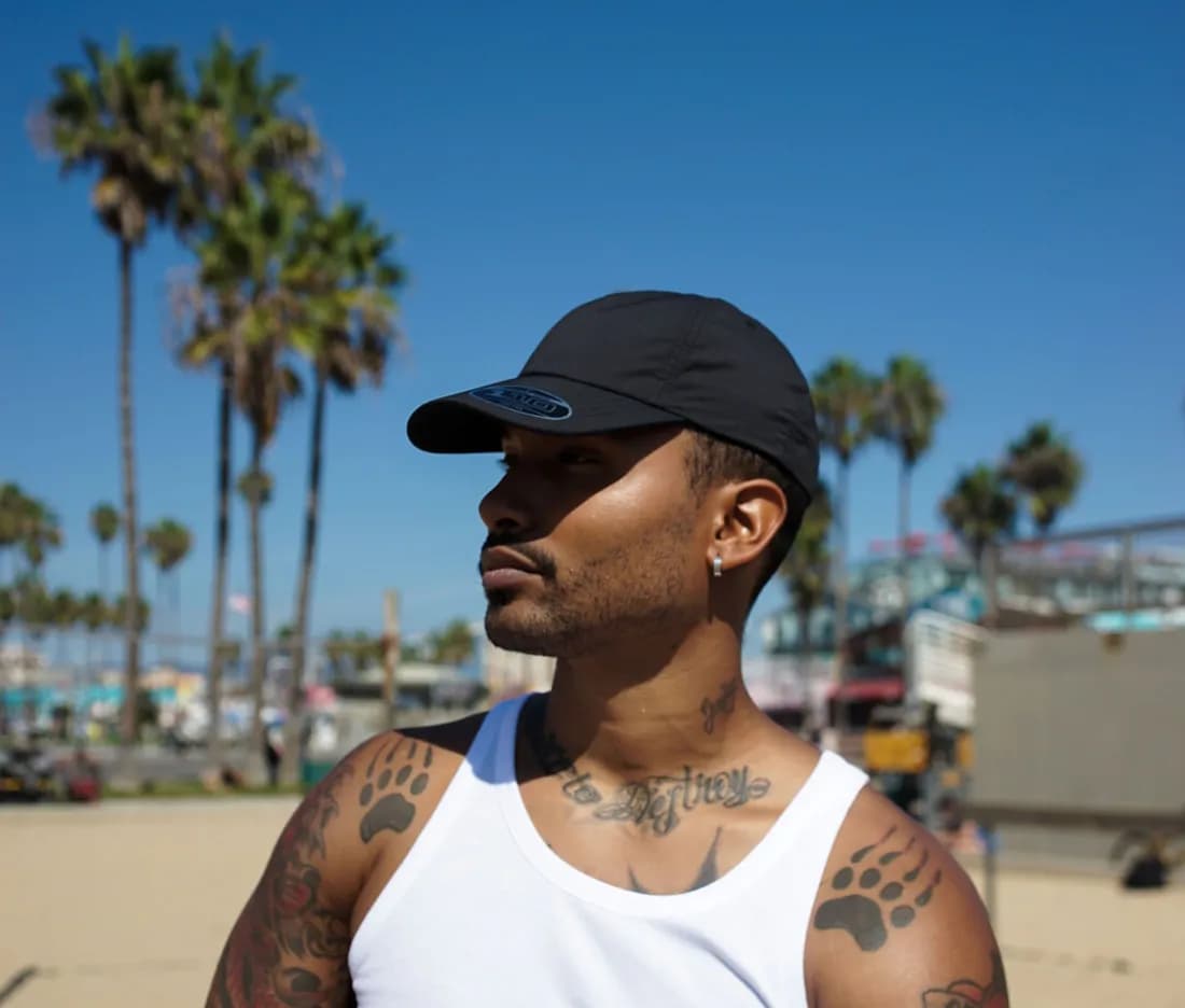 Flexfit 110 Curved Visor Snapback