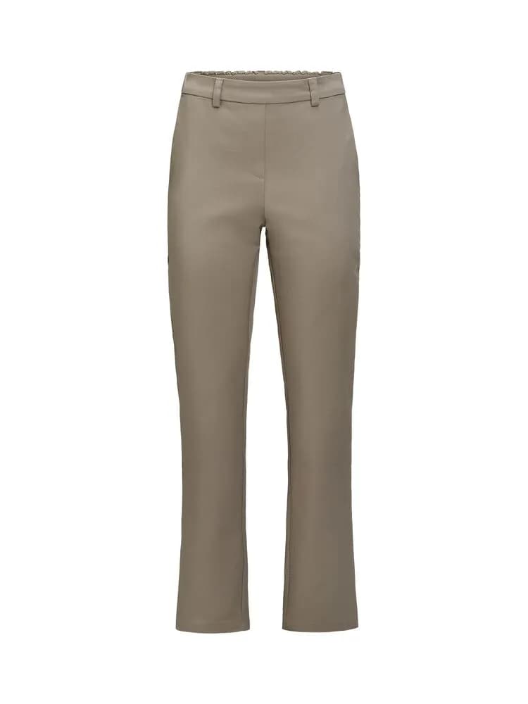 Modern Trouser Woman