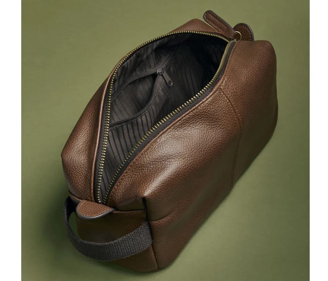 Nuhide® Washbag