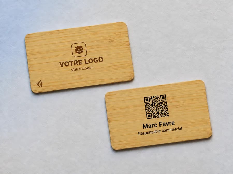 NFC-Visitenkarte Bambus, Vorder- und Rückseite